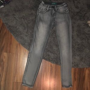Skinny jeans